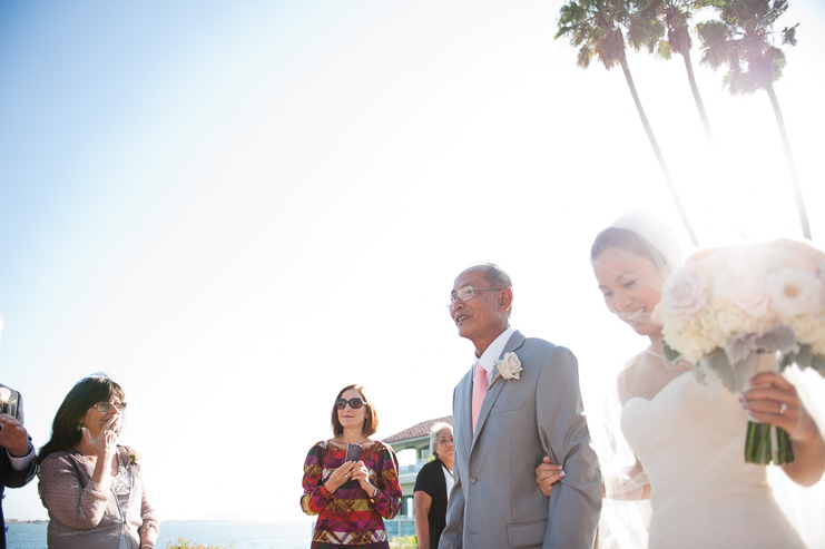 20 limelife photography bride walking down the aisle