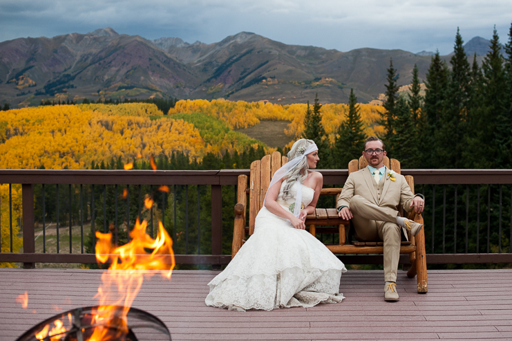 90 cabin campfire wedding photos limelife photography 090