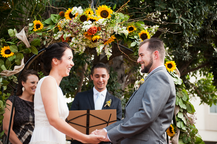 11 Limelife Photography sunflower weddings