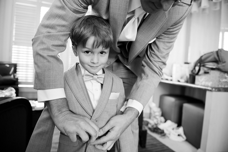 09 gray suits wedding ideas Limelife Photography_009