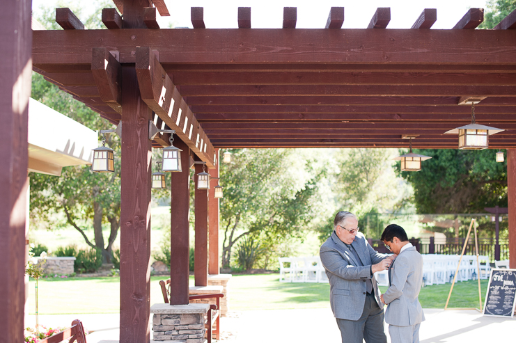 11 golf course wedding photos Limelife Photography_011